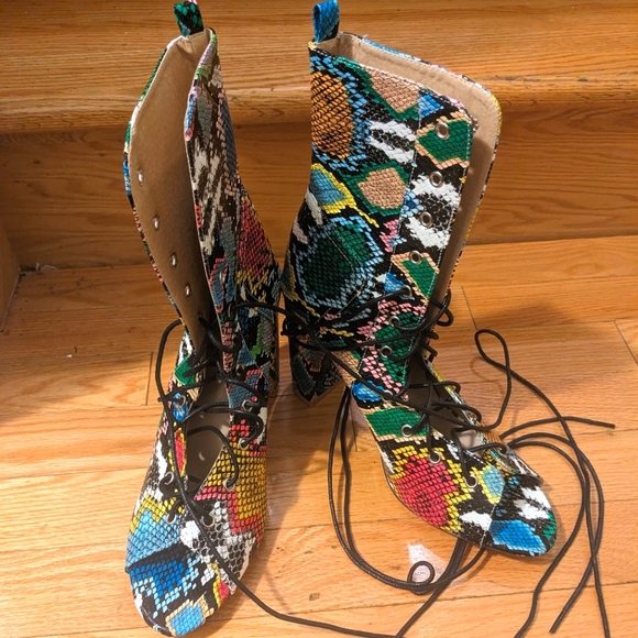 Faux Snakeskin Chunky Heeled Boots - Picture 6 of 7